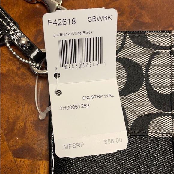 COACH signature strap wristlet - Picture 3 of 7